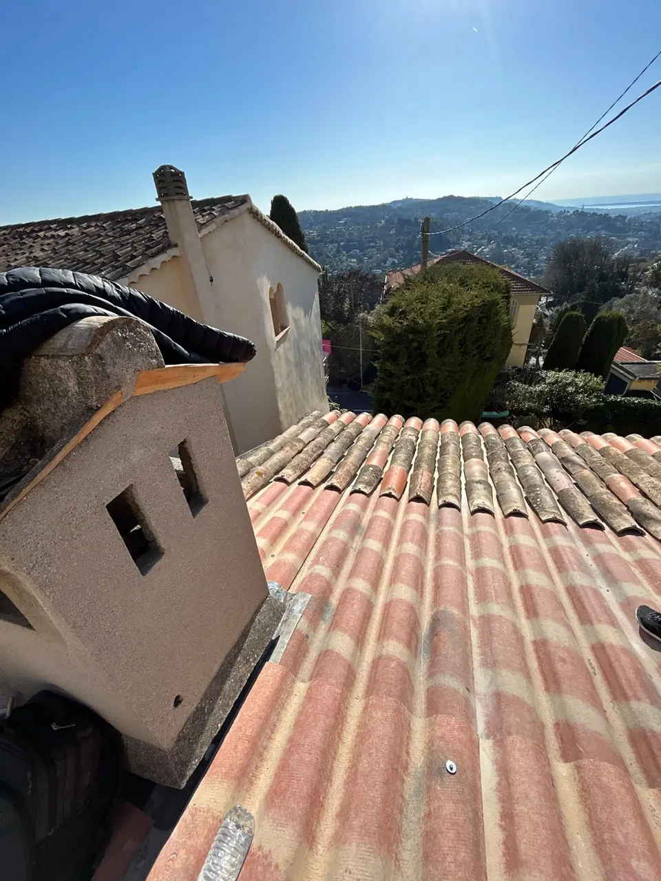 Chantier de couverture près de Valbonne